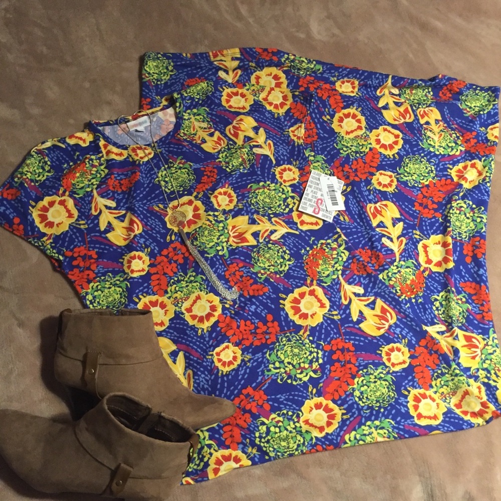 NWT S Maria LuLaRoe